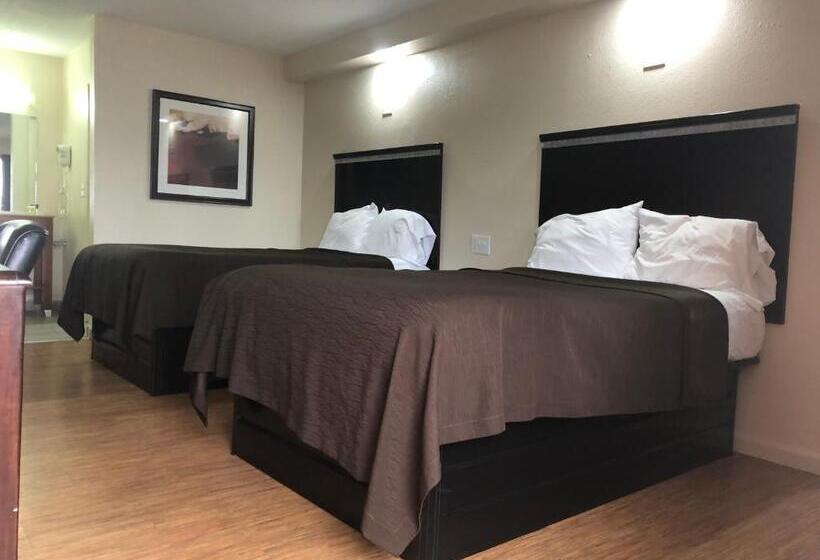 Номер Стандарт 2 Двуспальные Кровати, Crossroads Inn