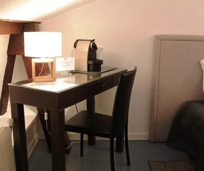 スタンダードスタジオ, Residence Et Chambres D Hotes De La Porte D Arras