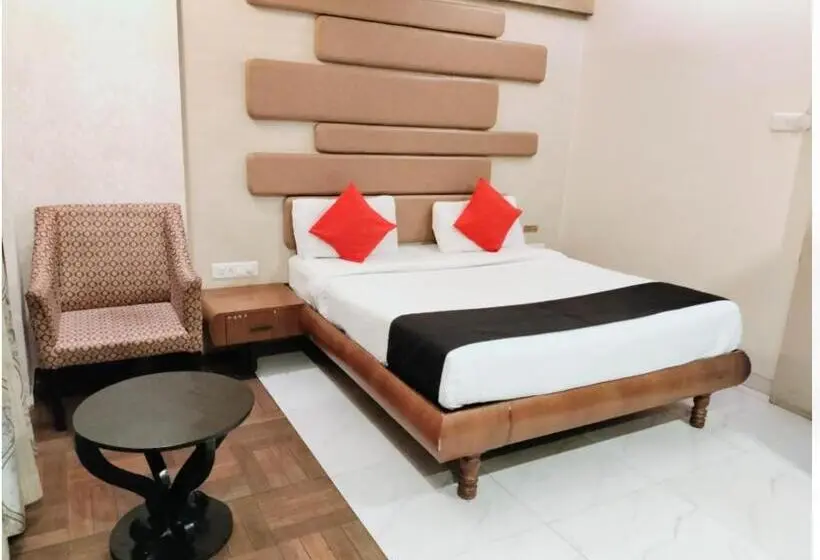 اتاق استاندارد, Saibaba International Supreme