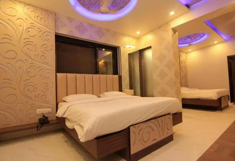 استودیوی لوکس, Saibaba International Supreme