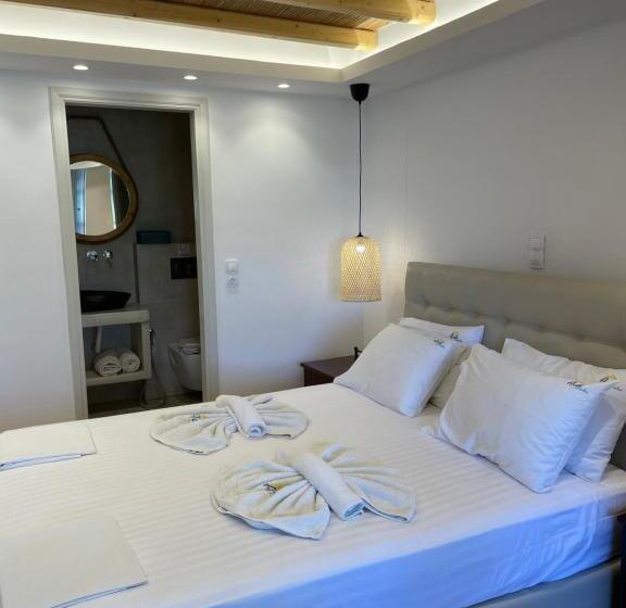 Standard Studio, Acti Plaka