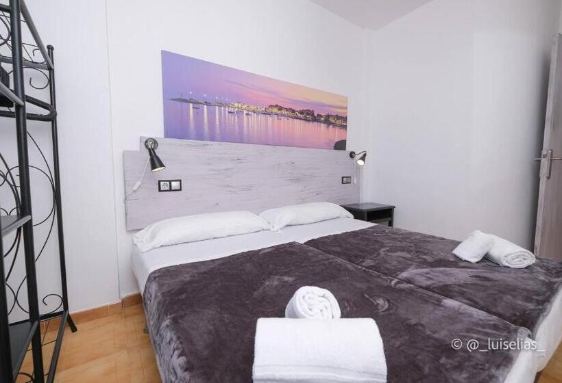 带1个卧室的带海景的公寓, Apartamentos Ibiza