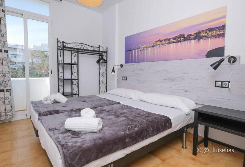 带1个卧室的带海景的公寓, Apartamentos Ibiza