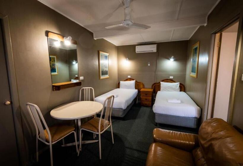 סוויטה משפחתית 2 חדרי שינה, Ardeanal Motel