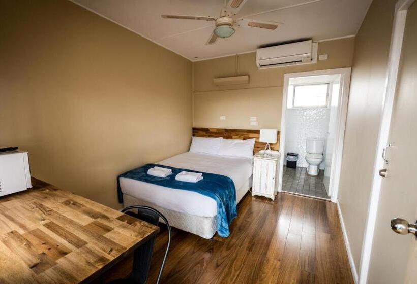 חדר אקונומי, Ardeanal Motel