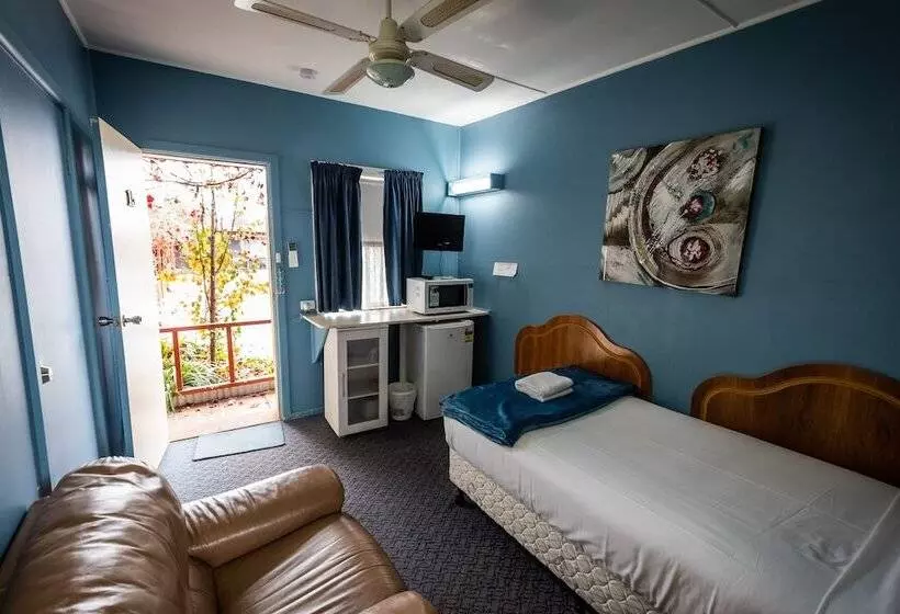 Economy Yhden Hengen Huone, Ardeanal Motel