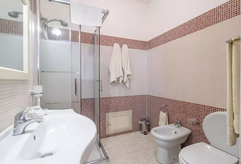 اتاق سوپریور چهار تخته, Alhambra   B&b   Guest House Di Charme