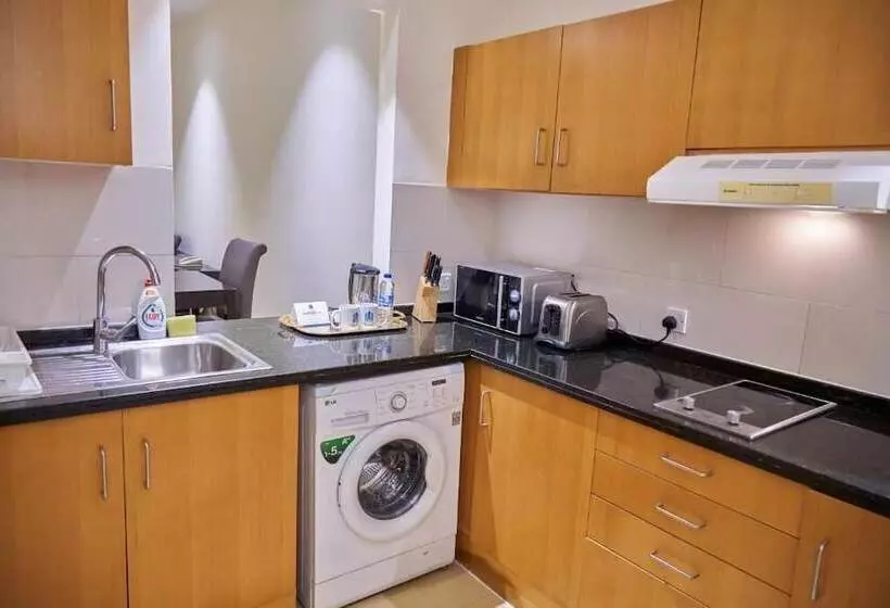استودیوی لوکس, City Stay Grand Hotel Apartments   Al Barsha