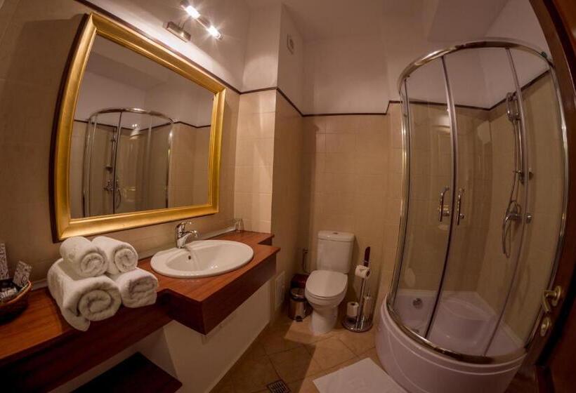 Номер Стандарт, Emire Boutique