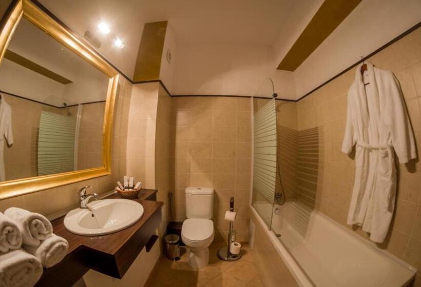 Люкс Дюплекс, Emire Boutique