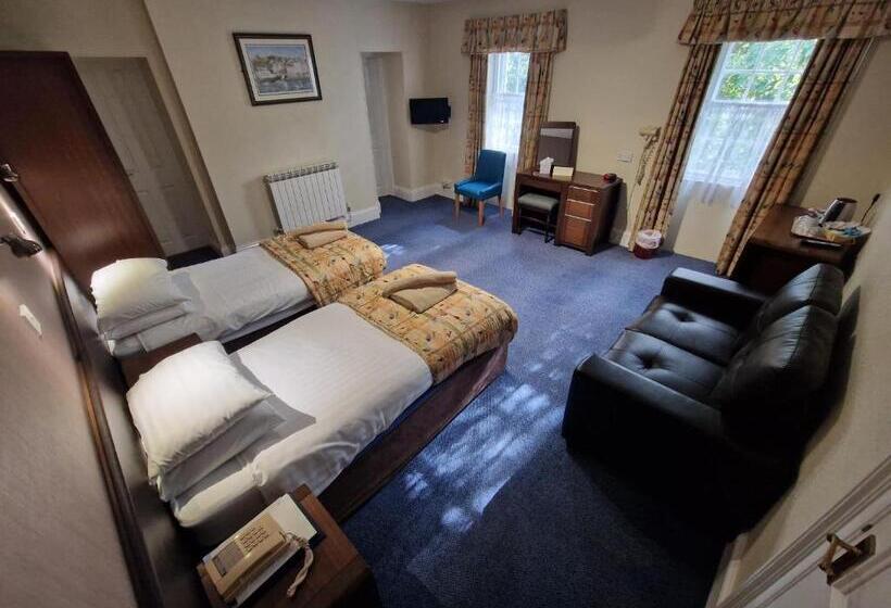 ファミリールーム, Grange Lodge