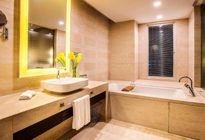 Люкс Superior, Holiday Inn Nanchang Riverside By Ihg