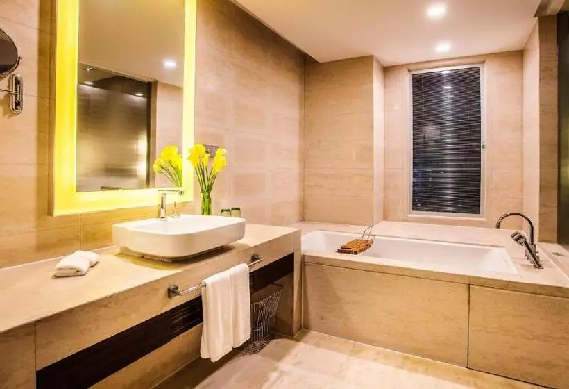 スーペリアースイート, Holiday Inn Nanchang Riverside By Ihg
