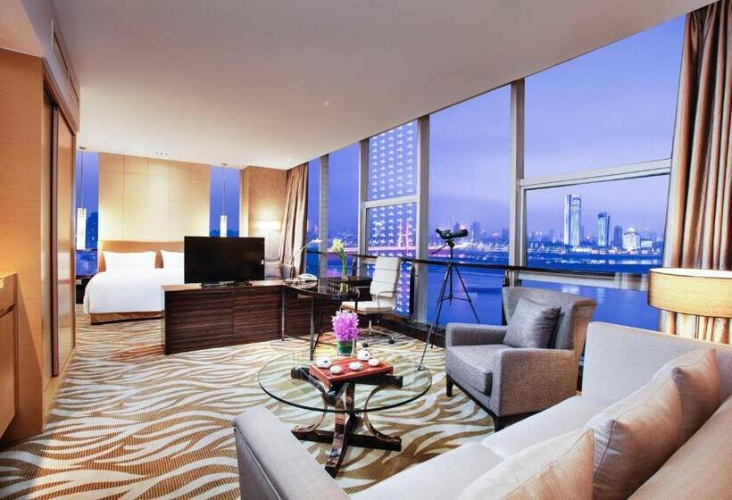 سوییت سوپریور, Holiday Inn Nanchang Riverside By Ihg