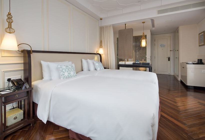 اتاق لوکس, Des Arts Saigon Mgallery Collection