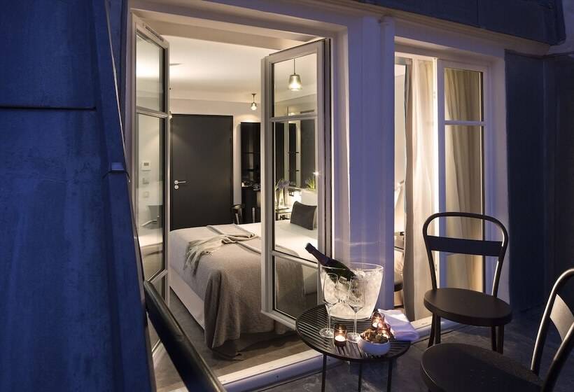 발코니 디럭스 룸, Les Matins De Paris & Spa