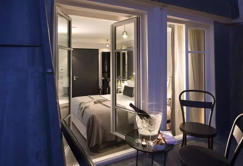 バルコニー付きデラックスルーム, Les Matins De Paris & Spa