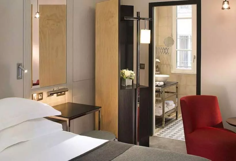 スーペリアールーム, Les Matins De Paris & Spa