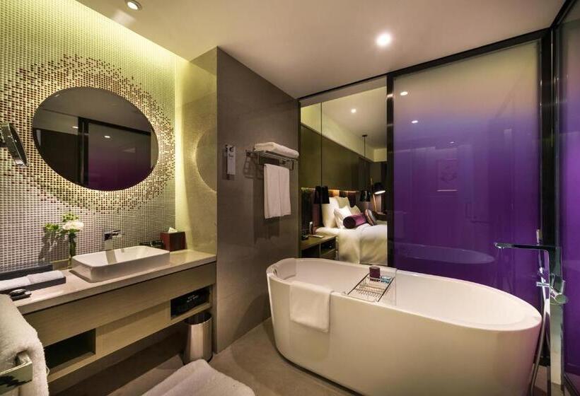 اتاق اجرایی با تخت بزرگ, Pullman Nanjing Lukou Airport