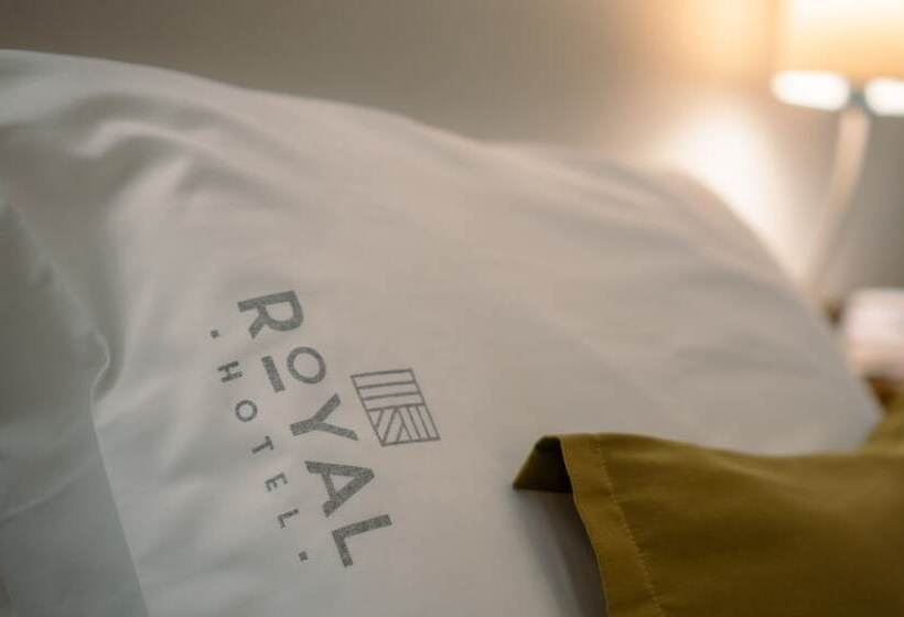 스탠다드 룸, Royal