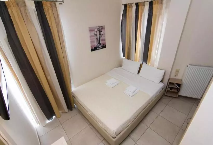 Chambre Basic, San Nectarios