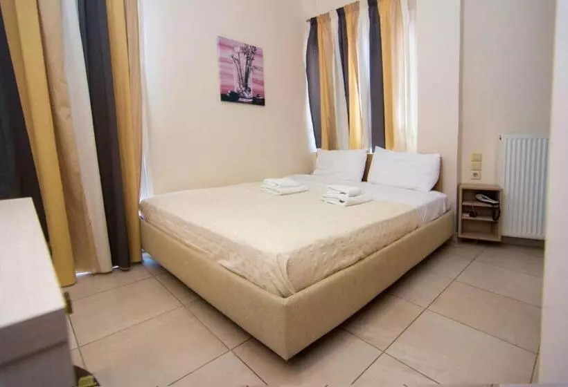 Chambre Basic, San Nectarios