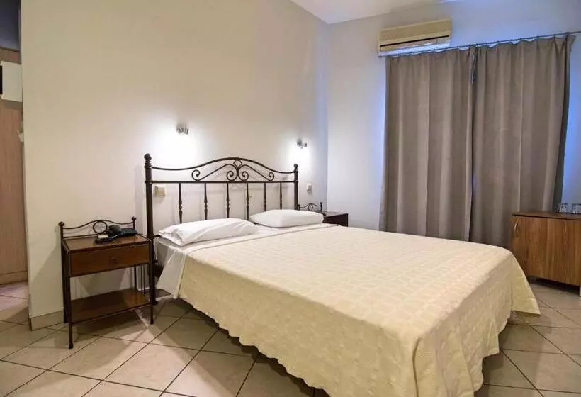 Chambre Economy, San Nectarios