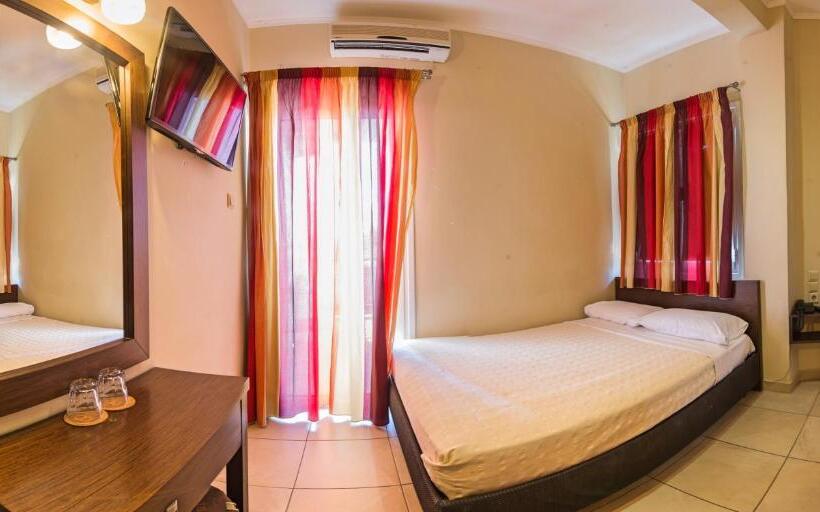 חדר בסיסי, San Nectarios