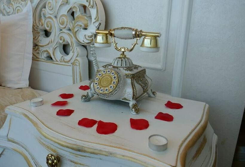 クイーンベッドのデラックスルーム, Su Merdum