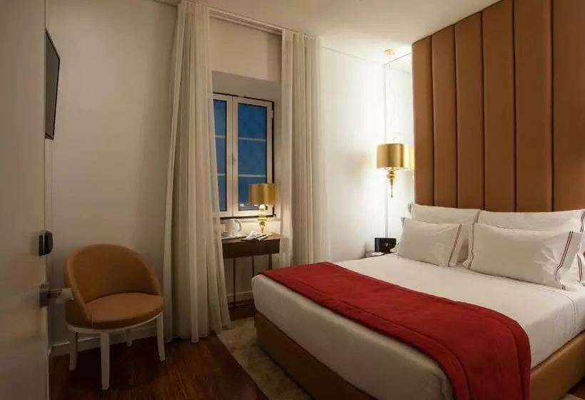 Standard Interior Room