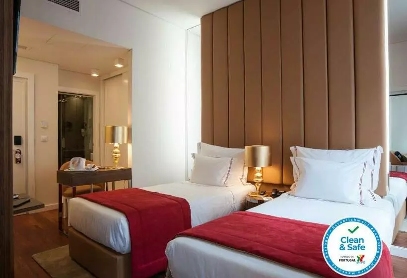 اتاق استاندارد با چشم‌انداز شهر, The 7 Hotel, Suites, Studios & Apartments