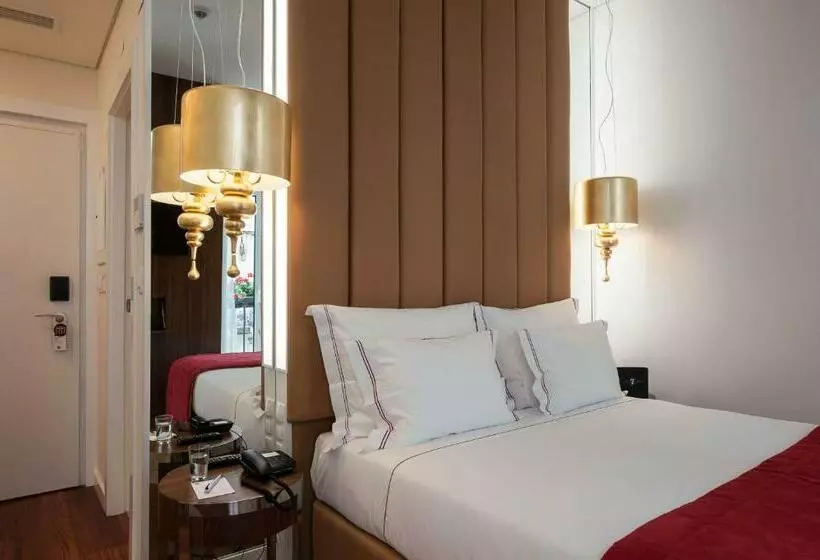 اتاق استاندارد با چشم‌انداز شهر, The 7 Hotel, Suites, Studios & Apartments