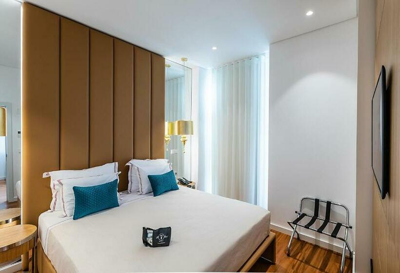 سوییت اجرایی, The 7 Hotel, Suites, Studios & Apartments