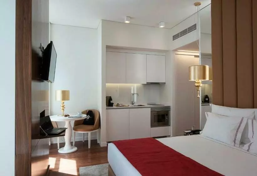 اتاق خانوادگی, The 7 Hotel, Suites, Studios & Apartments