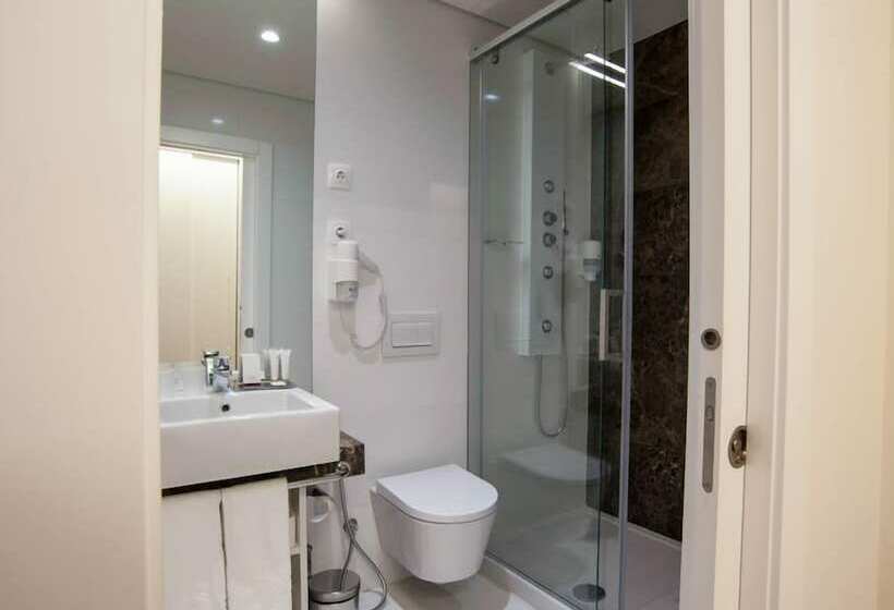 اتاق استاندارد, The 7 Hotel, Suites, Studios & Apartments