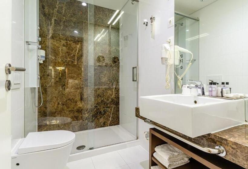 اتاق استاندارد اینتریور, The 7 Hotel, Suites, Studios & Apartments