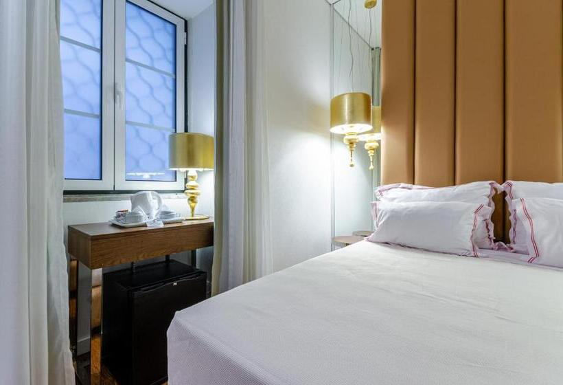 اتاق استاندارد اینتریور, The 7 Hotel, Suites, Studios & Apartments