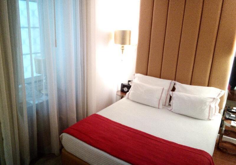 اتاق استاندارد اینتریور, The 7 Hotel, Suites, Studios & Apartments