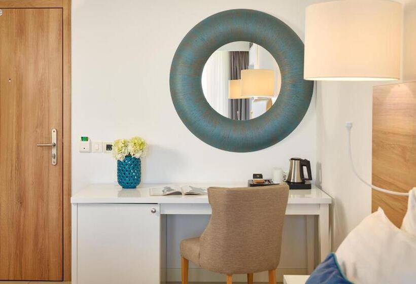 חדר סופריור צדדי נוף לים, Tui Blue Adriatic Beach   All Inclusive   Adults Only