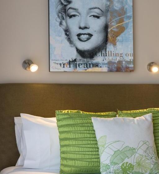 إستوديو قياسى, Century Park