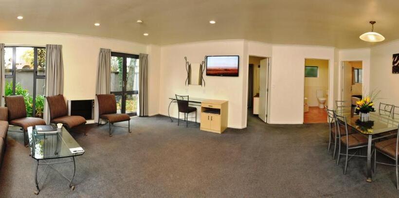 דירת שני חדרים, Chancellor Motor Lodge And Conference Centre