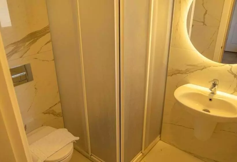 プールの見える１ベッドルームアパートメント, Muskebi Apart Otel