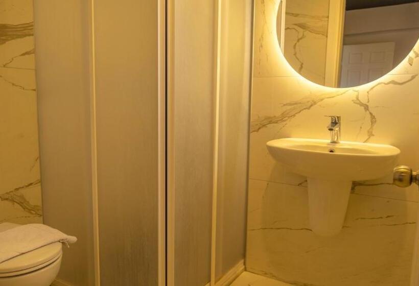 شقة غرفة واحدة مطلة على حمام السباحة, Muskebi Apart Otel