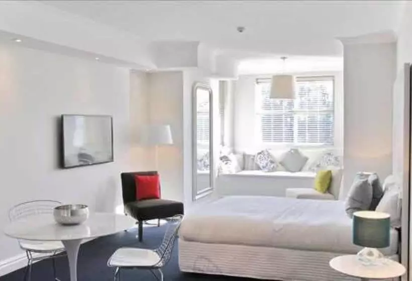 デラックススタジオ, Sydney Airport Suites
