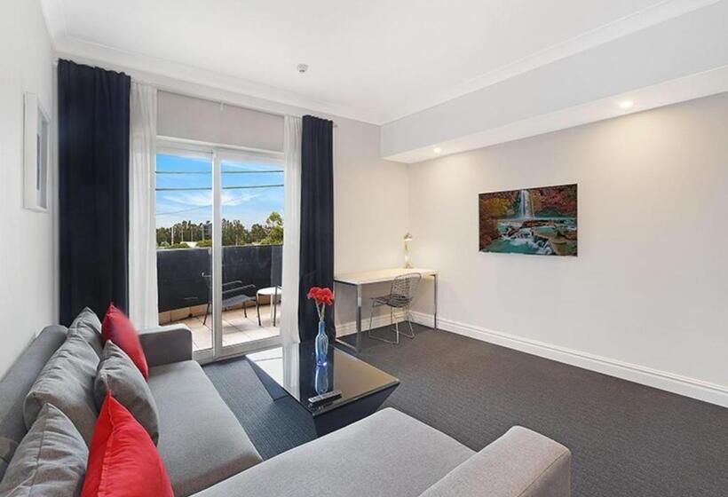 디럭스 스튜디오, Sydney Airport Suites