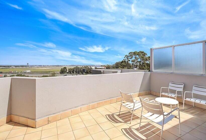 آپارتمان 2 خوابه با بالکن, Sydney Airport Suites