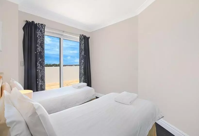 バルコニー付２ベッドルームアパートメント, Sydney Airport Suites