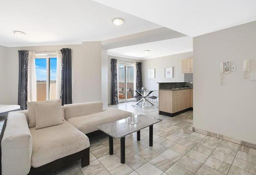 آپارتمان 2 خوابه با بالکن, Sydney Airport Suites