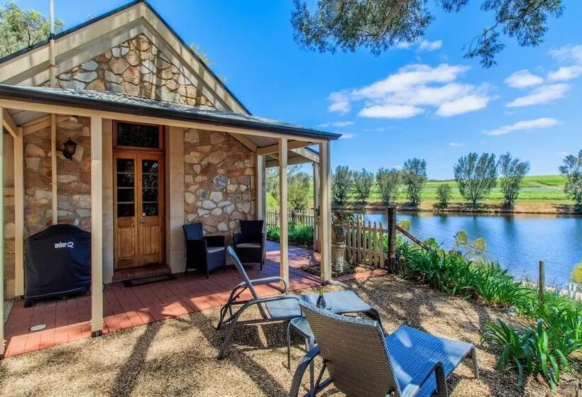Talo 1 Makuuhuone, Stonewell Cottages And Vineyards