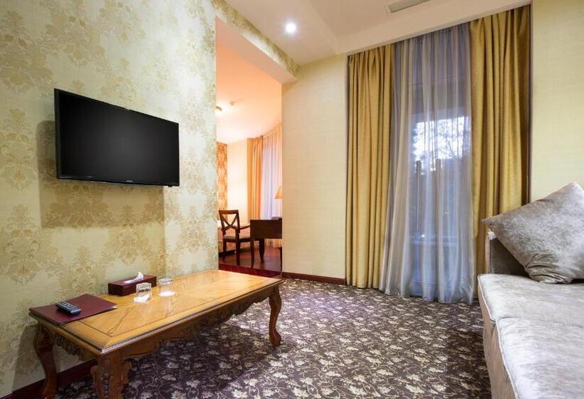 주니어 스위트, Diamond Hotel Yerevan